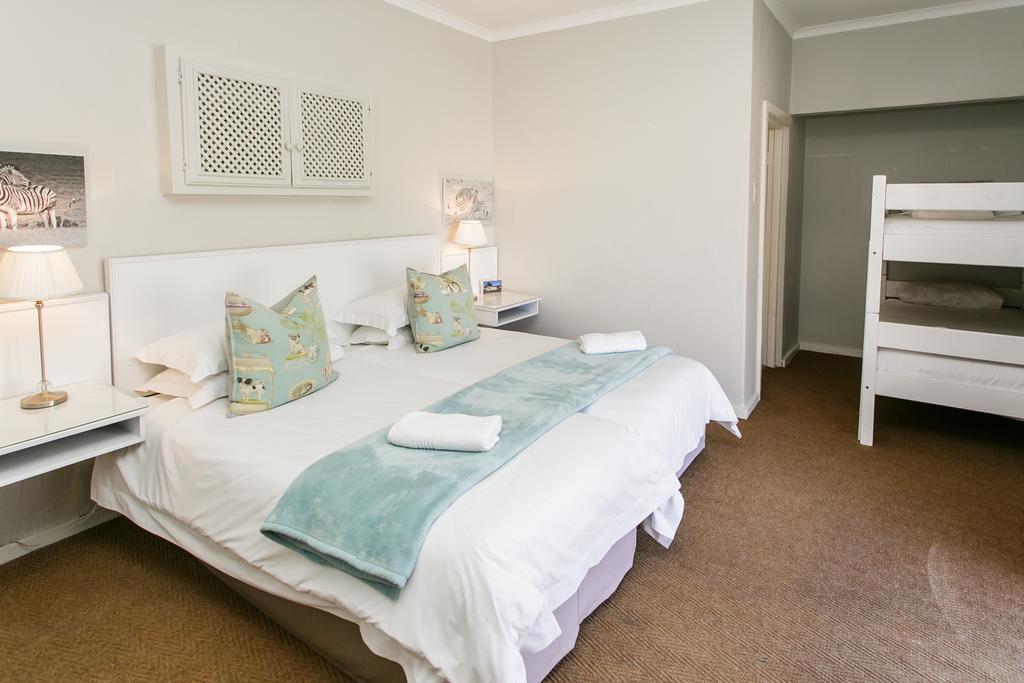 Wagon Wheel Country Lodge Beaufort West Exteriör bild